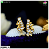 Nandan Shringar Mayurakrit jadaau kundal with intricate Heera design, showcasing traditional Indian jewelry with detailed craftsmanship.