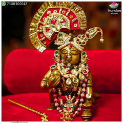 Mukut Kachni Ko Shringar