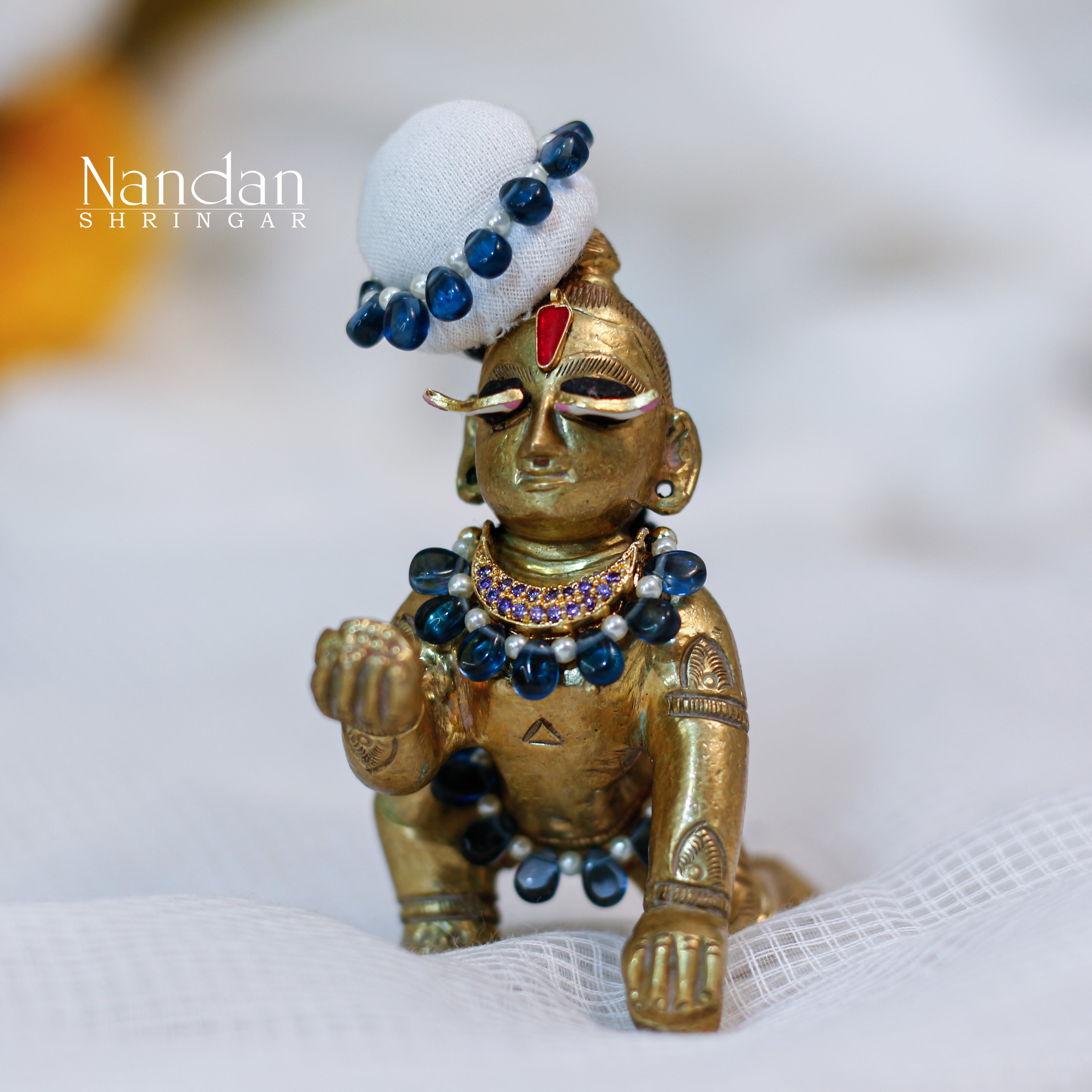 Neelam Traval ( 2.8 cm )