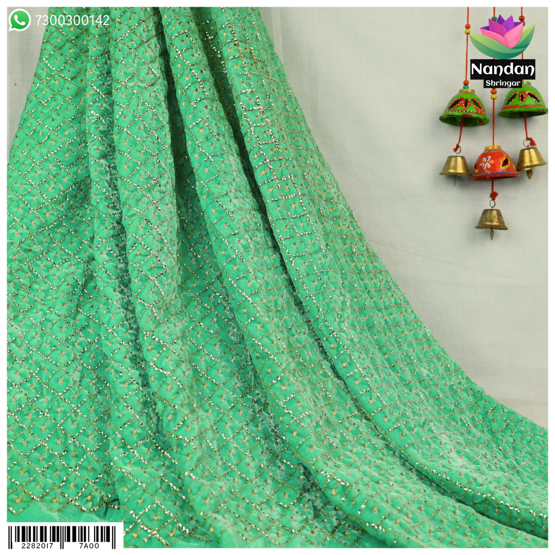 Velvet Choras Kaam Vastra - Pista