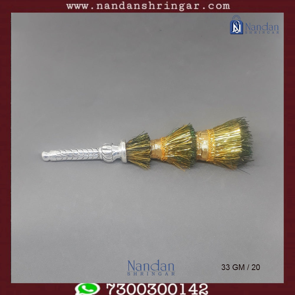 Fine silver Nandan Shrinar Lalanji by Utsav Arts, showcasing intricate craftsmanship and elegant design details.