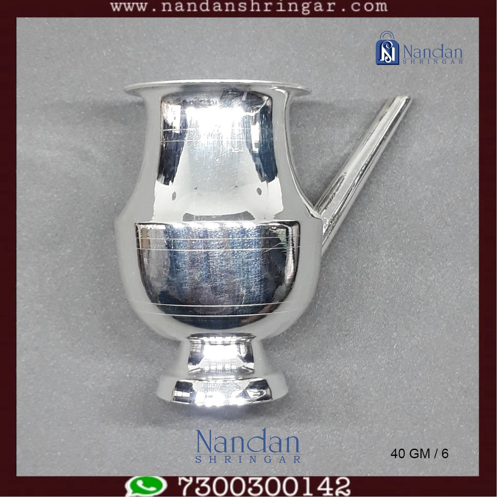 Fine silver jewelry by Utsav Arts featuring intricate design and craftsmanship in Jhari Ji style.
